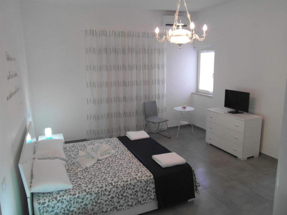 B&B La Veranda Di Gio Torrimpietra ภายนอก รูปภาพ